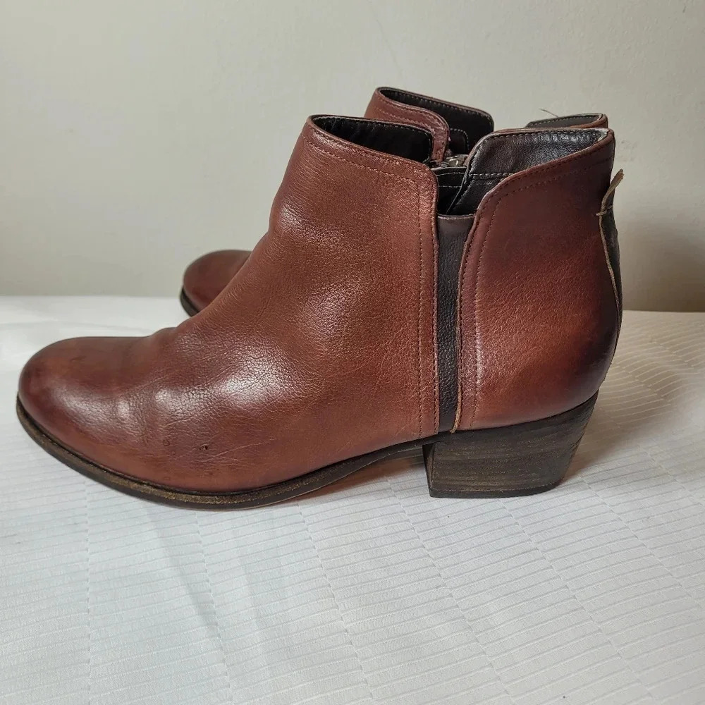 Clarks Maypearl Ramie Brown Leather Ankle Booties sz 9